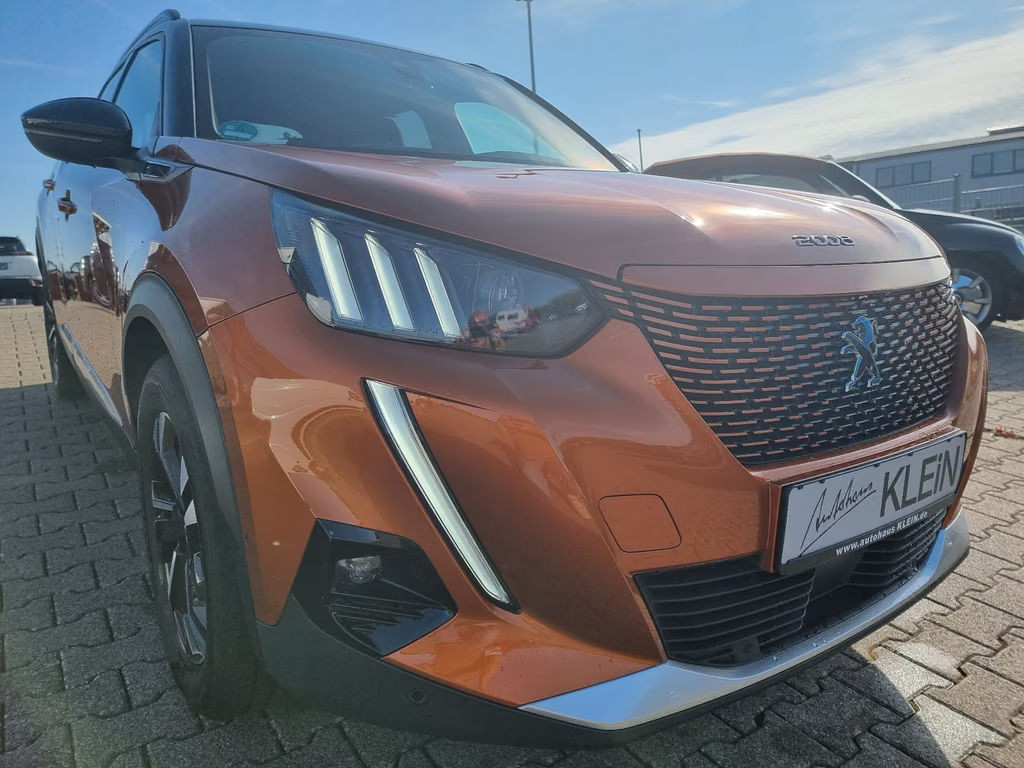 Peugeot e-2008