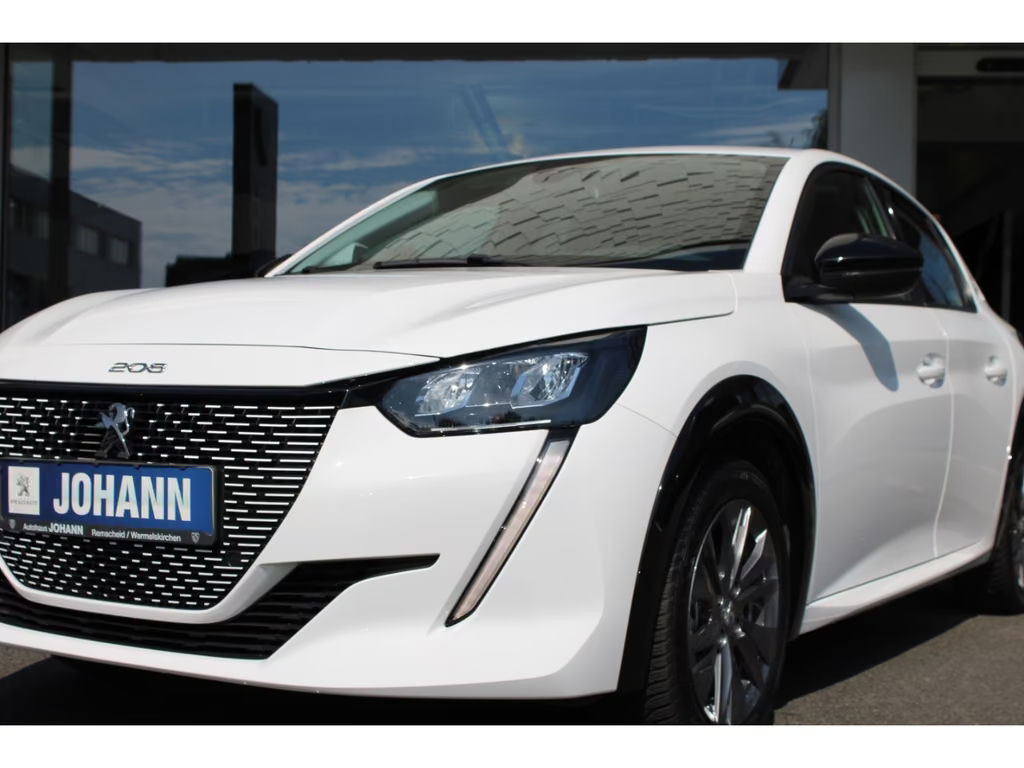 Peugeot e-208 Allure Pack
