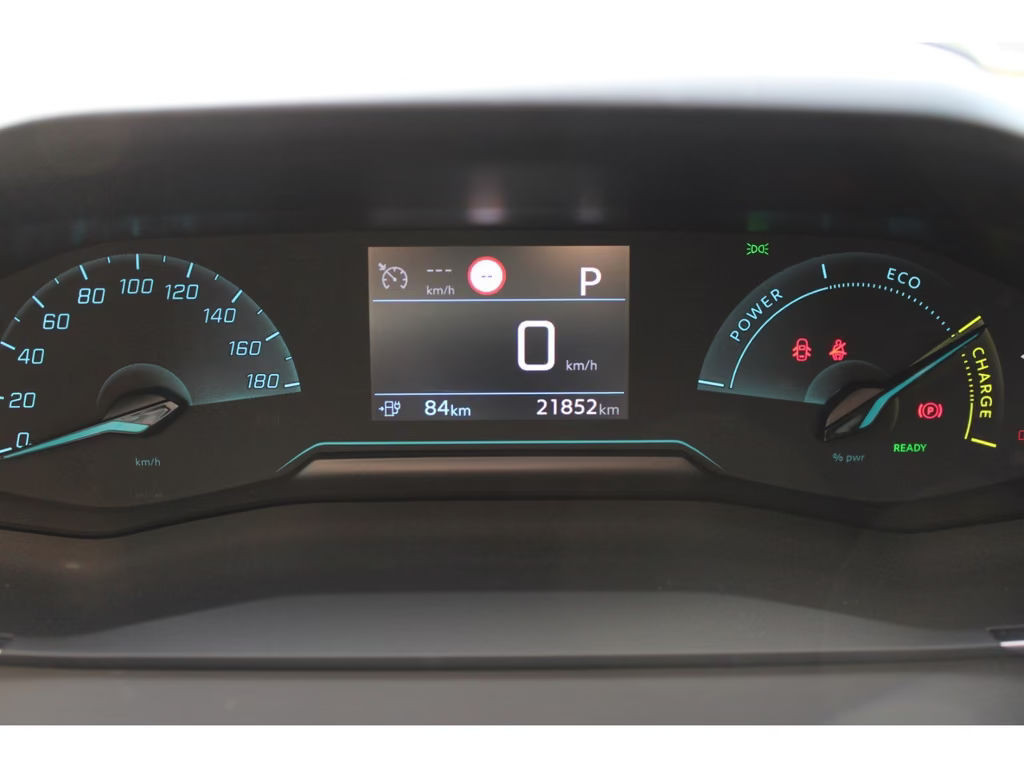 Peugeot e-208