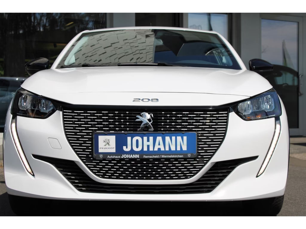 Peugeot e-208