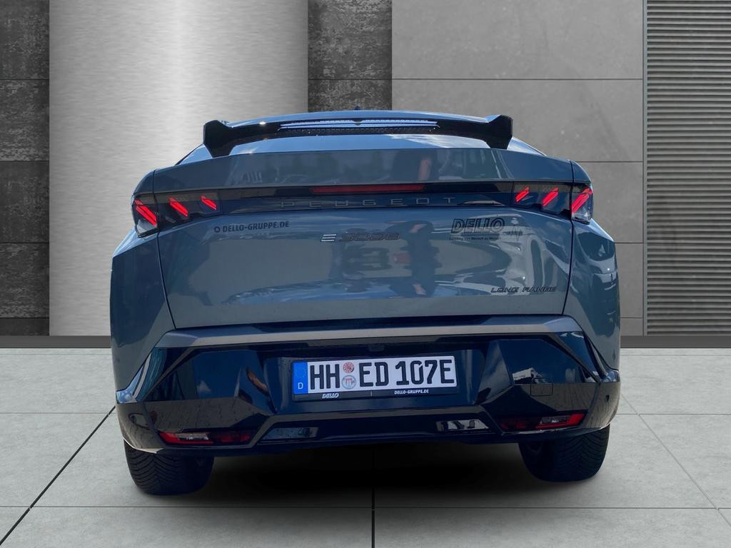 Peugeot E-3008