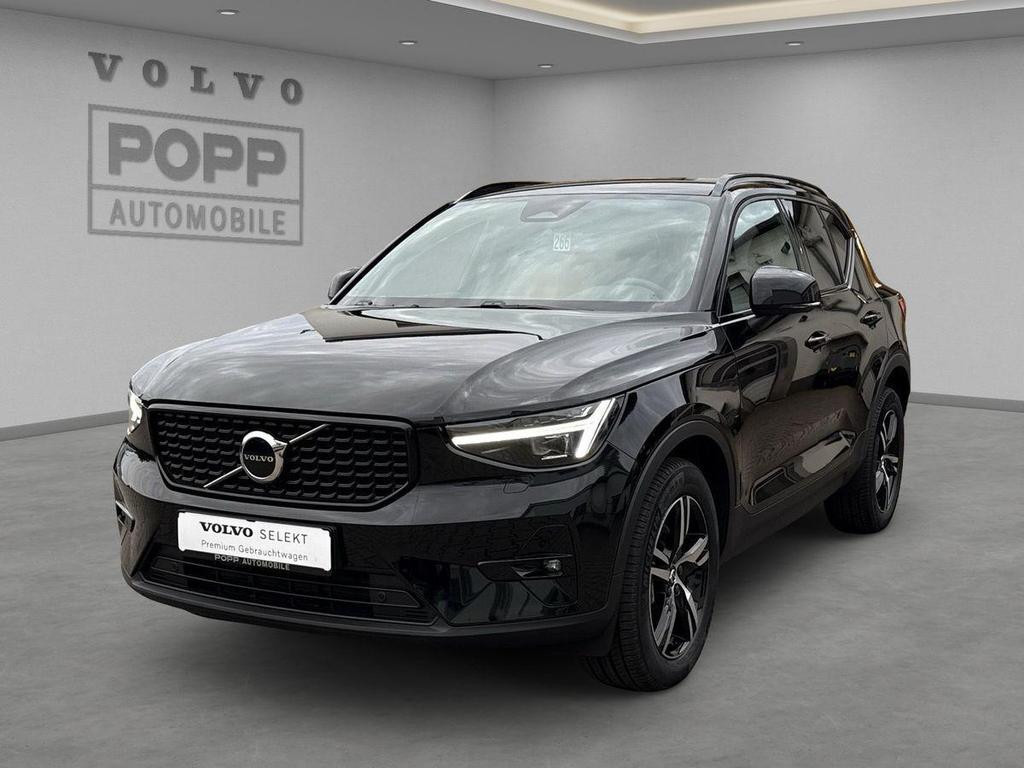 Volvo XC40 Plus Dark