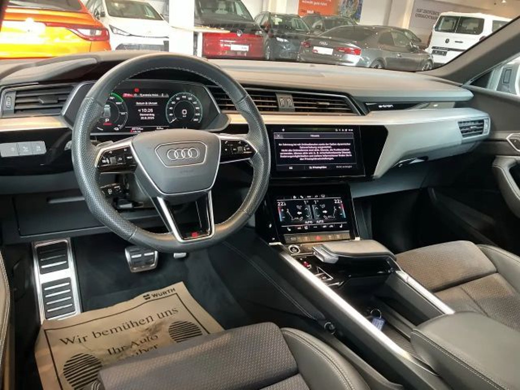 Audi Q8 e-tron