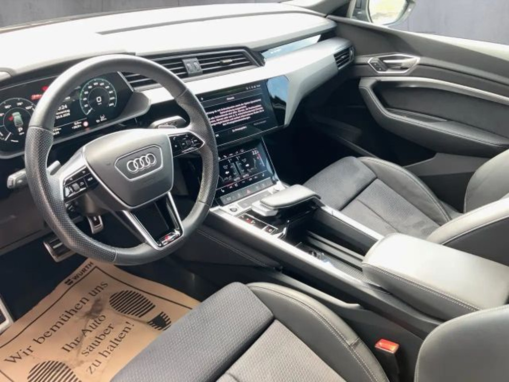 Audi Q8 e-tron