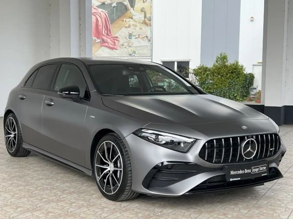 Mercedes-Benz A-Klasse AMG A 4MATIC A 35 AMG