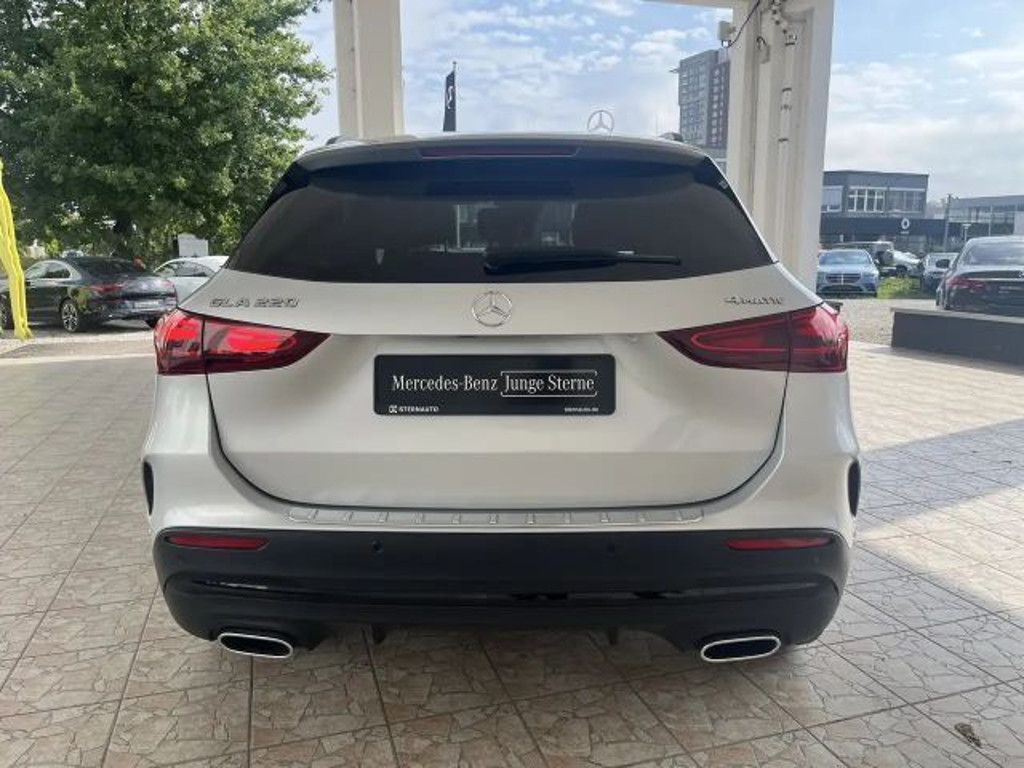 Mercedes-Benz GLA-Klasse