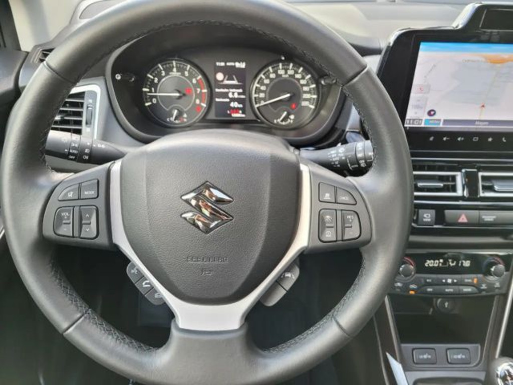 Suzuki S-Cross