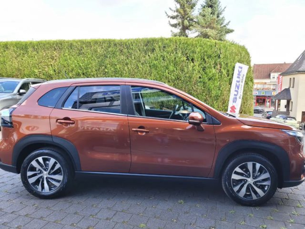 Suzuki S-Cross