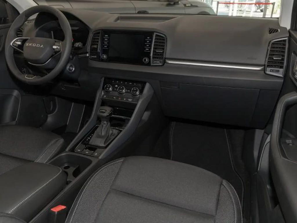Skoda Karoq 1,5 TSI Balance NAVI AHK REARVIEW MATRIX-LED SI...
