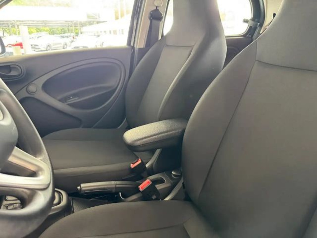 Smart EQ forfour