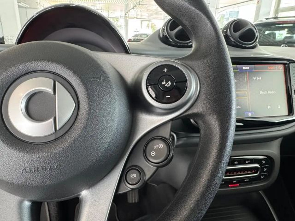 Smart EQ forfour
