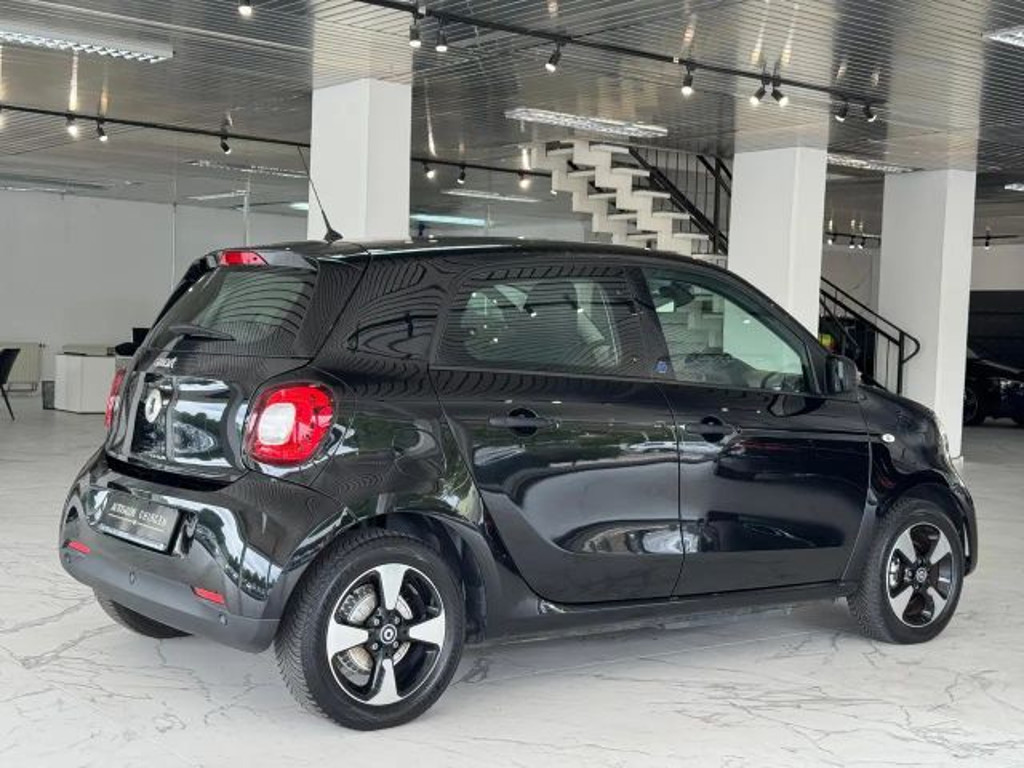 Smart EQ forfour