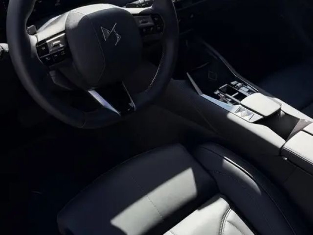 DS DS 4