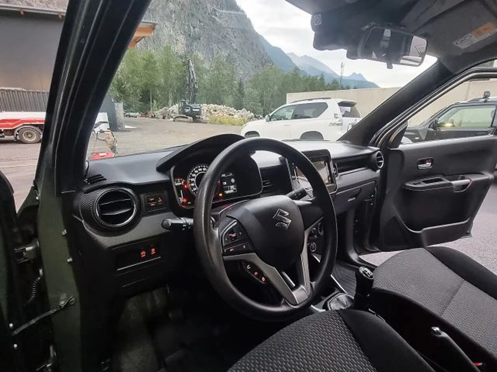 Suzuki Ignis