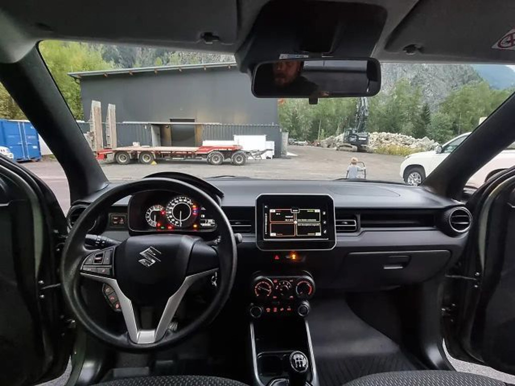 Suzuki Ignis