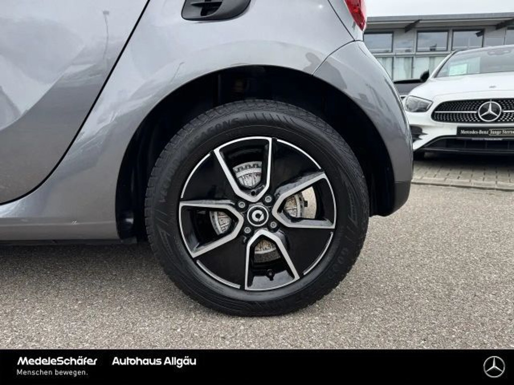 Smart EQ forfour
