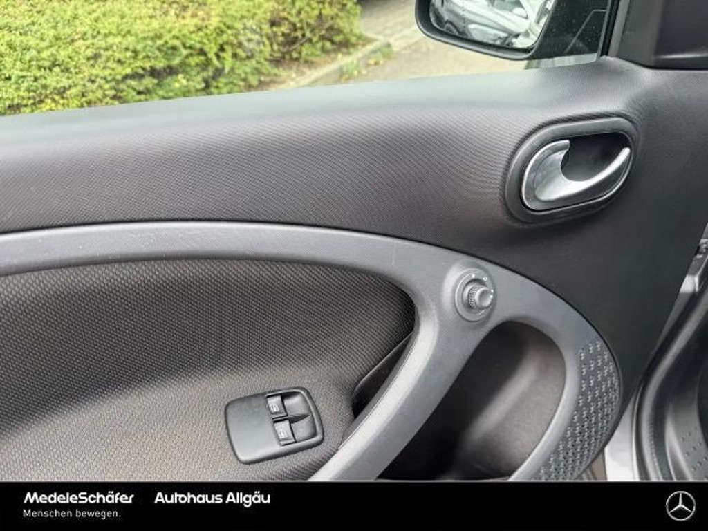Smart EQ forfour