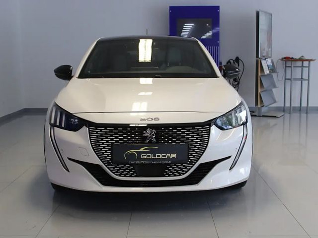 Peugeot e-208