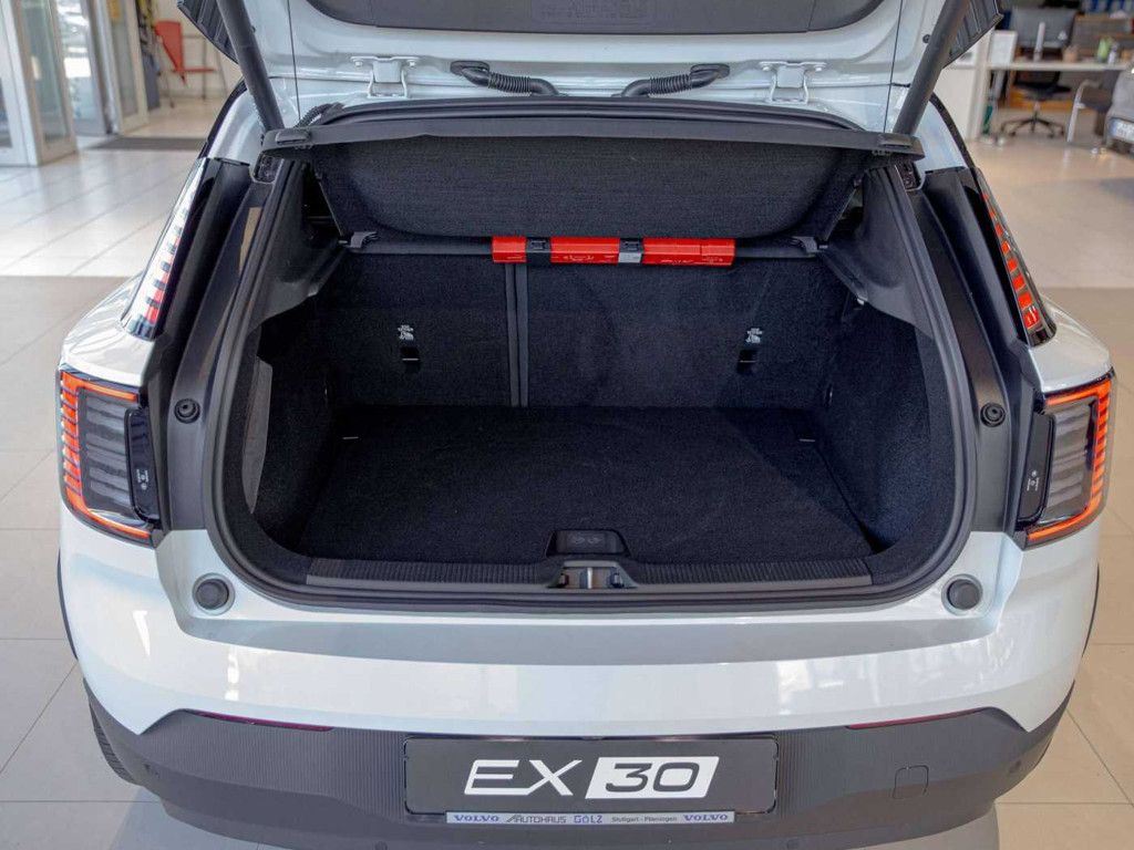 Volvo EX30