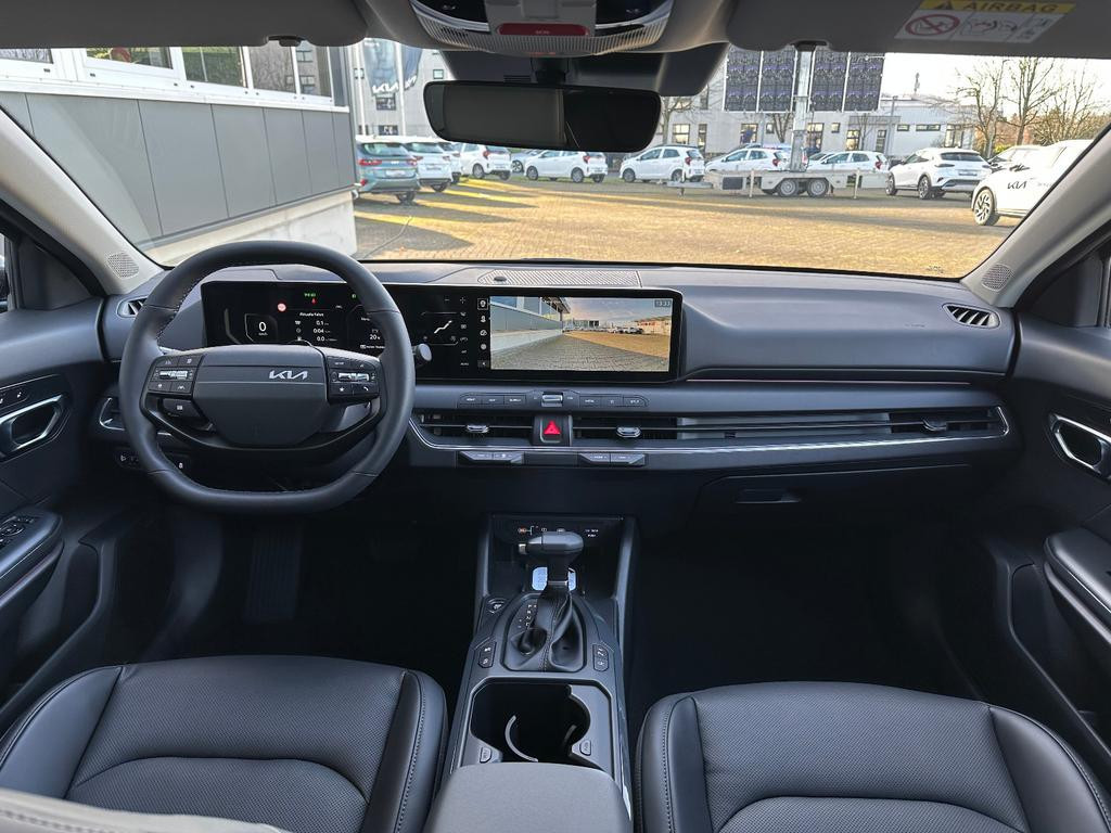 Kia K4