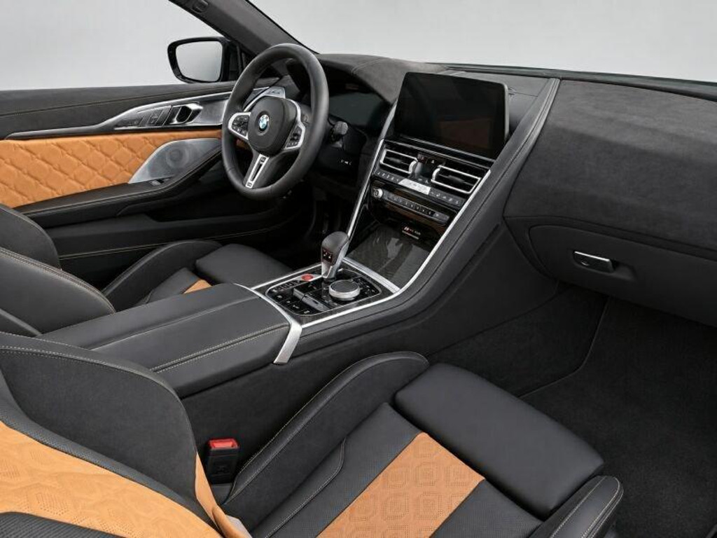 BMW M8