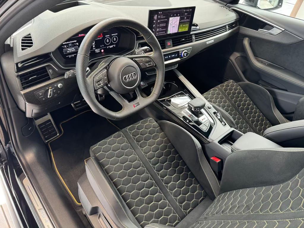 Audi RS4