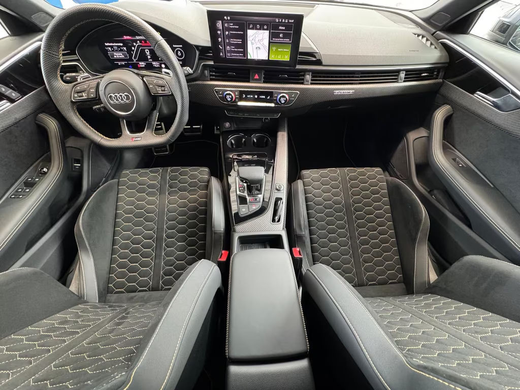 Audi RS4