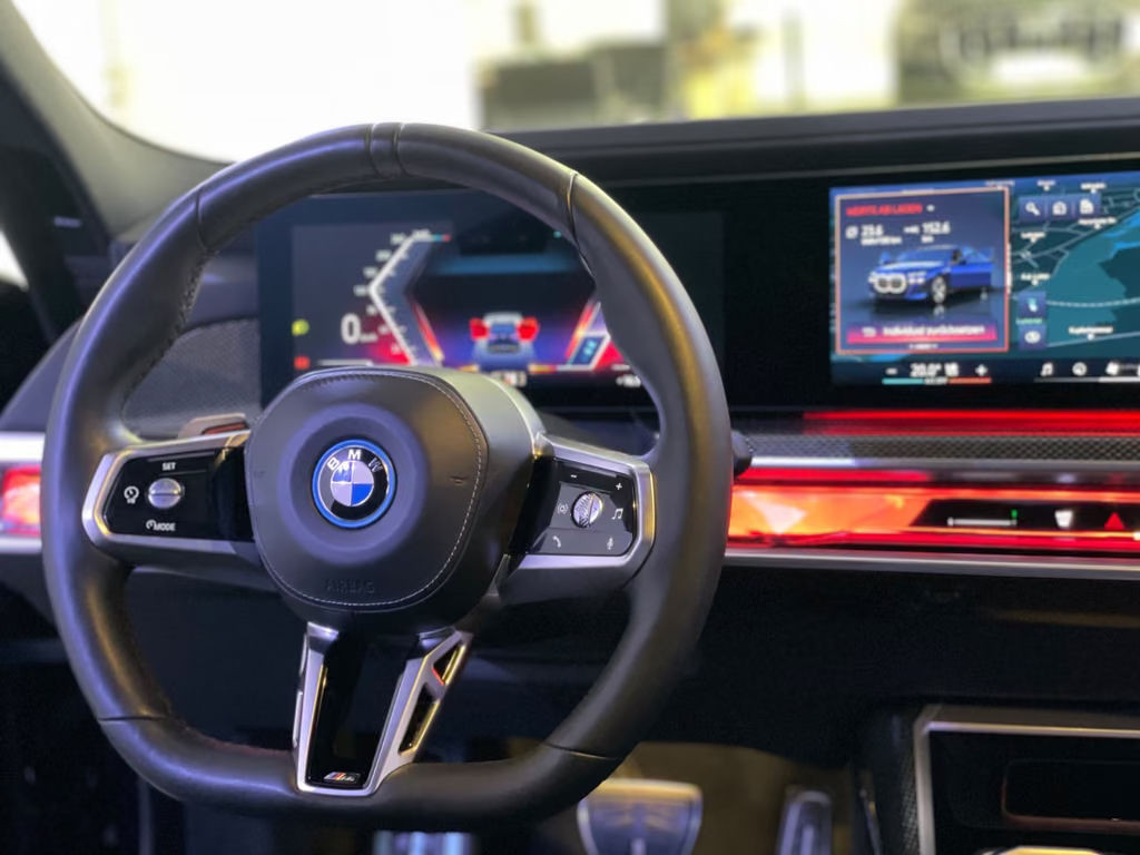 BMW i7