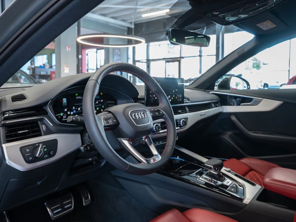 Audi S4