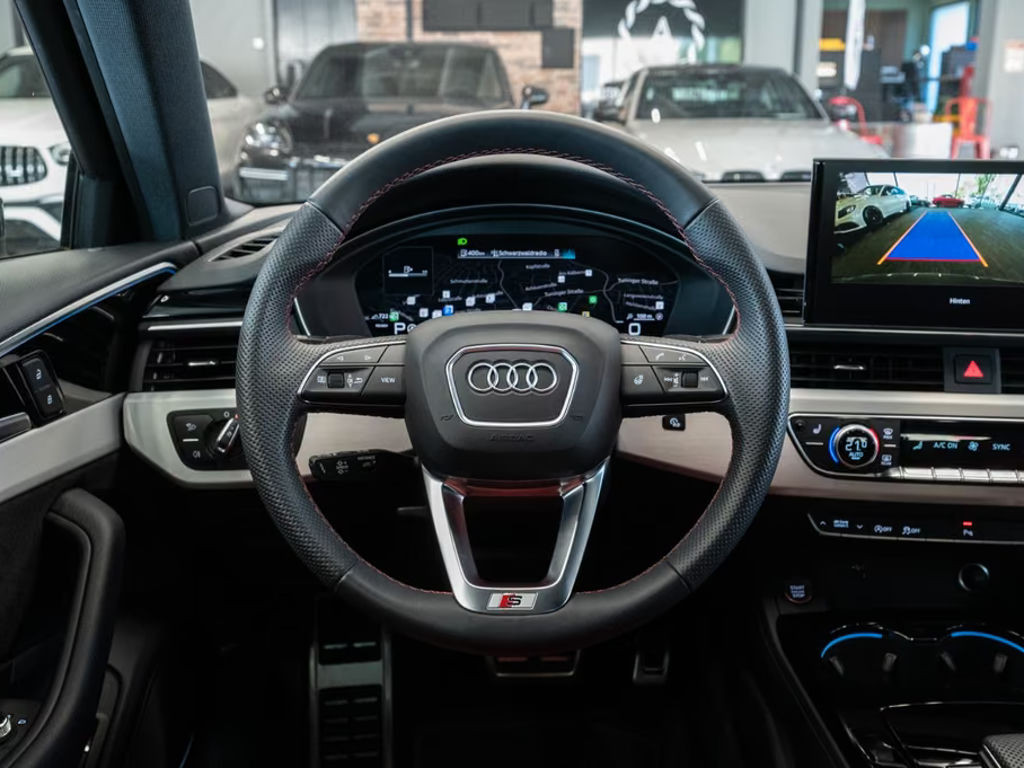 Audi S4