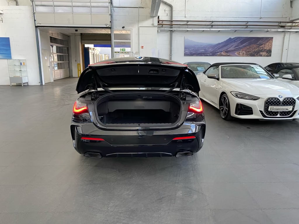 BMW M440