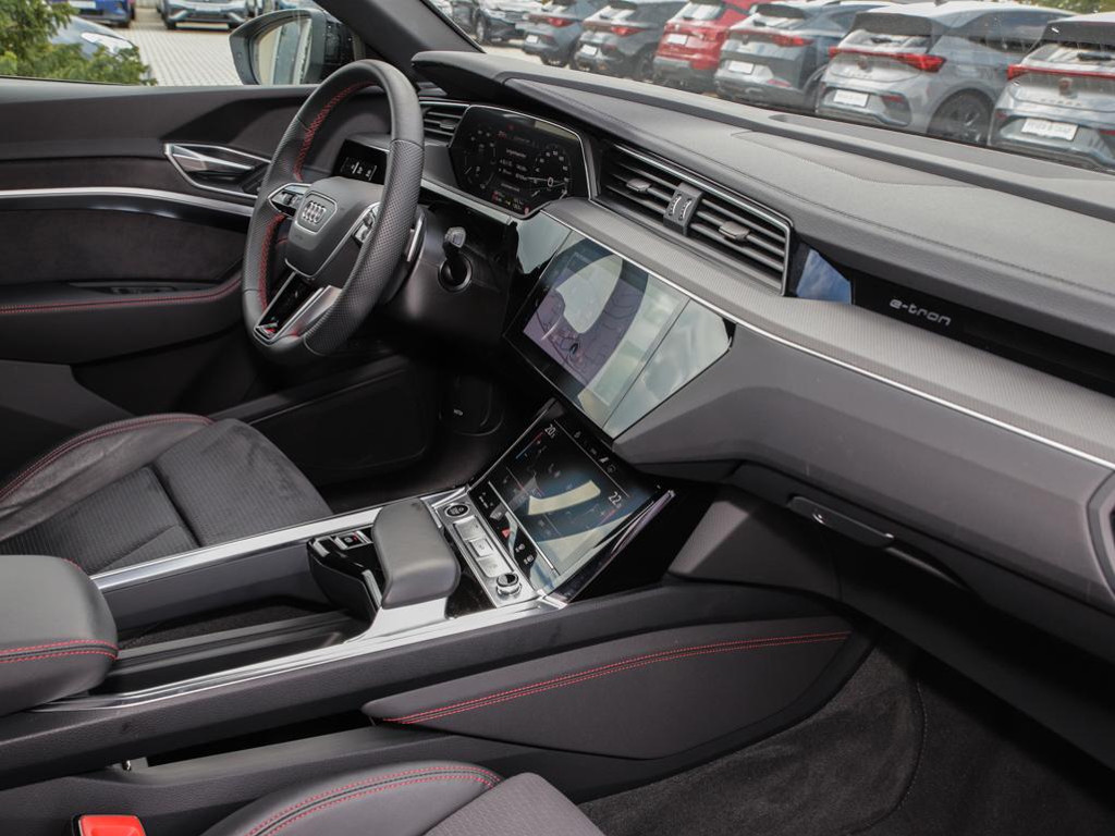 Audi Q8 e-tron