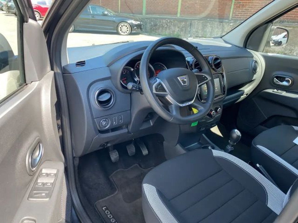 Dacia Lodgy