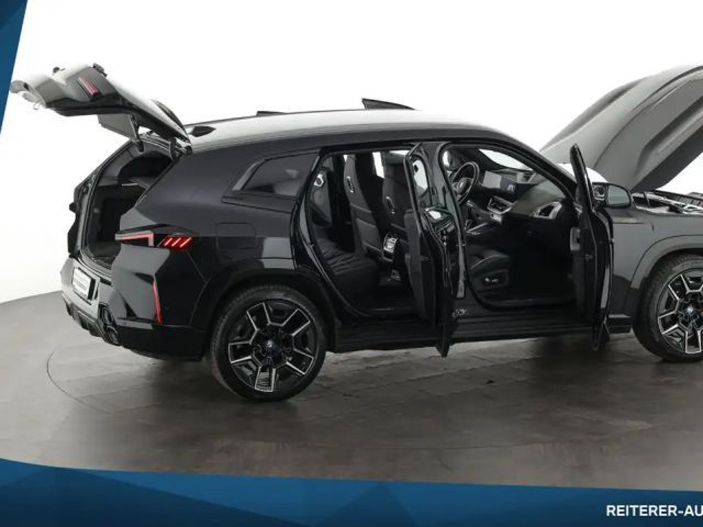 BMW XM