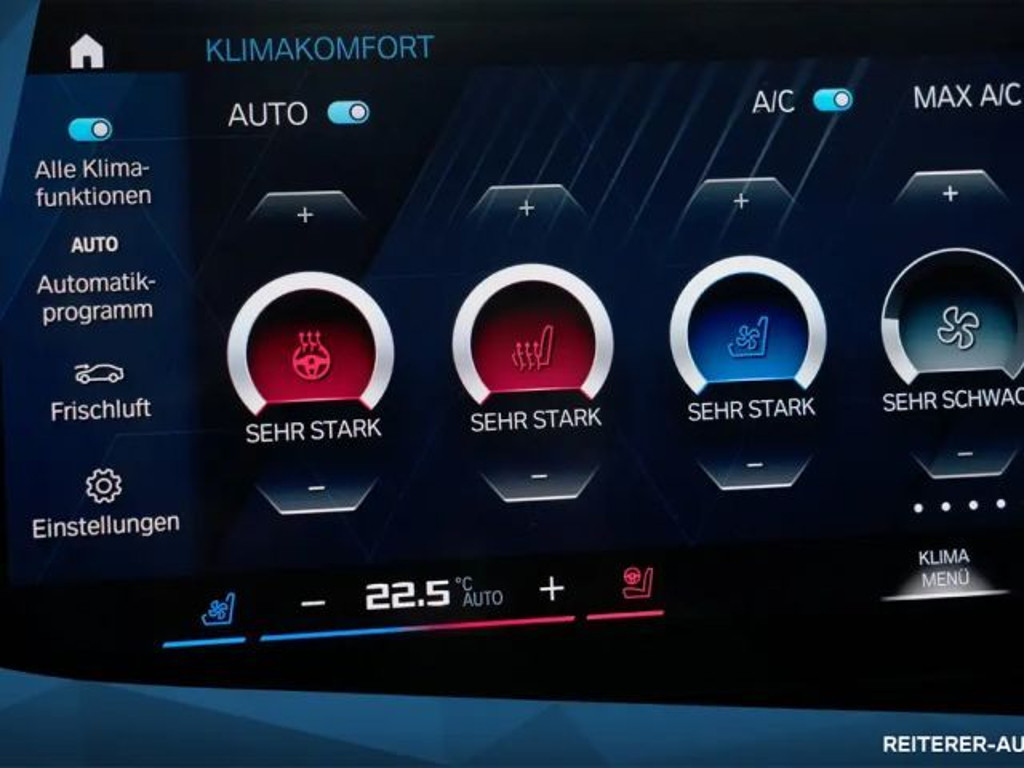 BMW XM