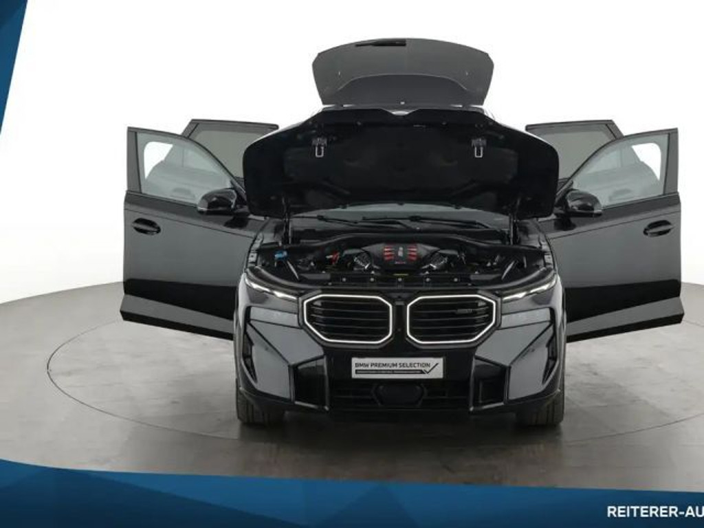 BMW XM