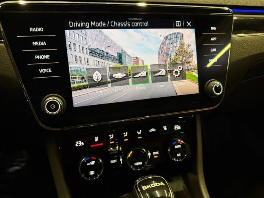 Skoda Superb