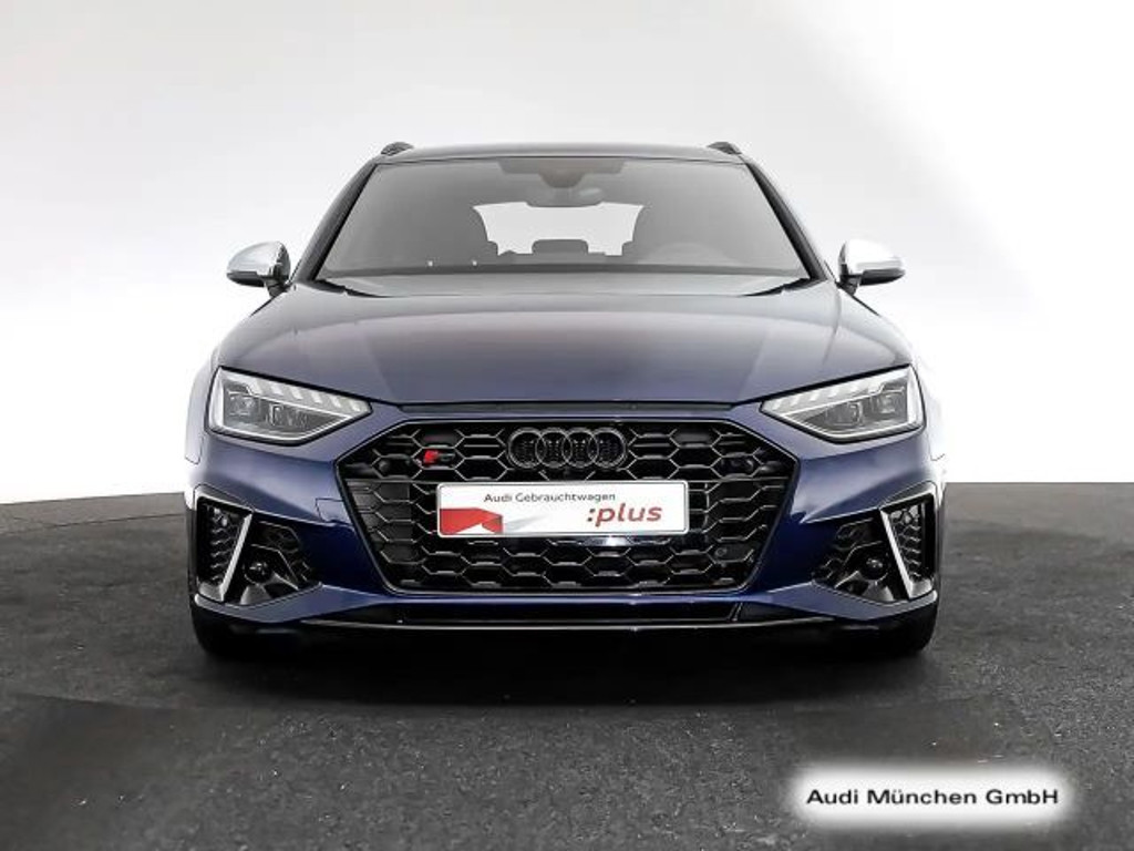 Audi S4
