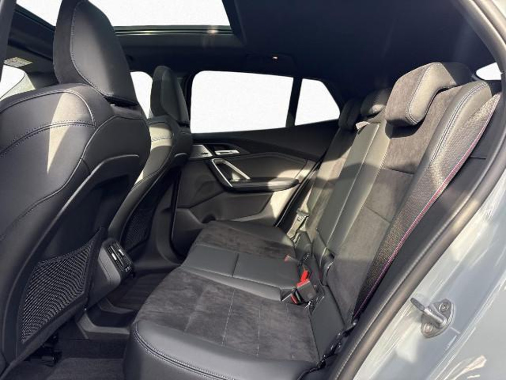BMW iX2