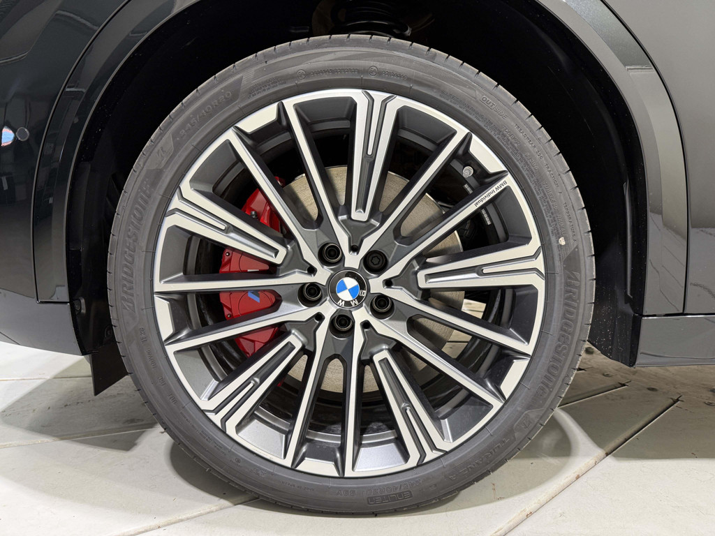 BMW iX2