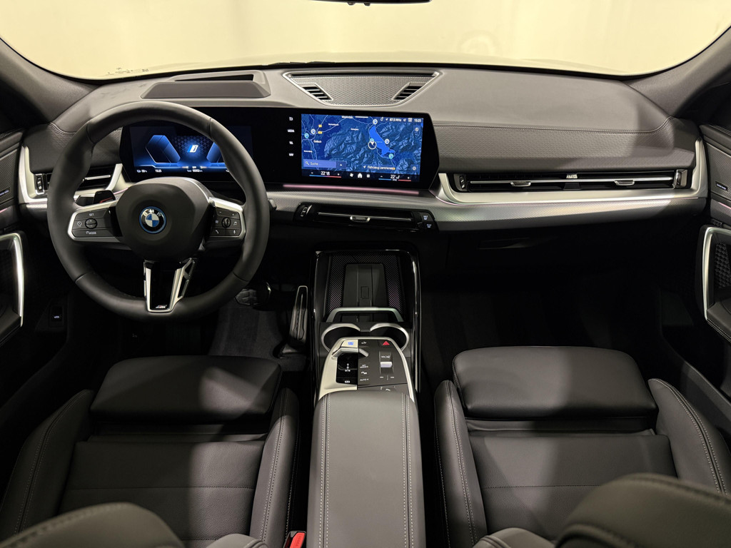 BMW iX2