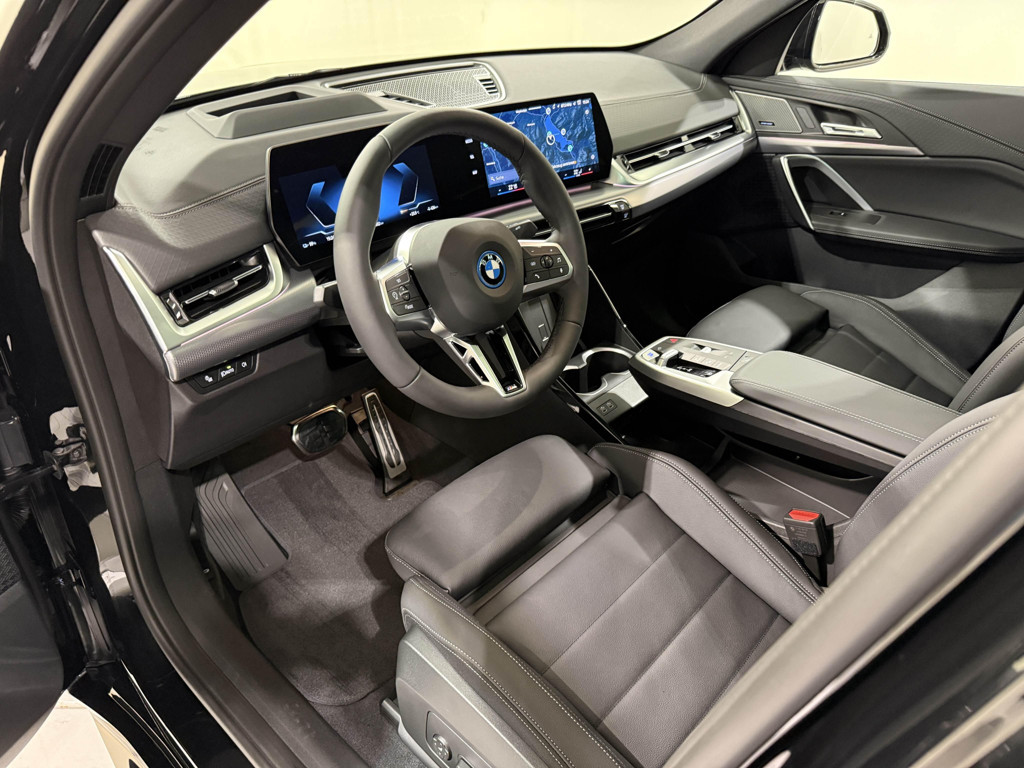 BMW iX2