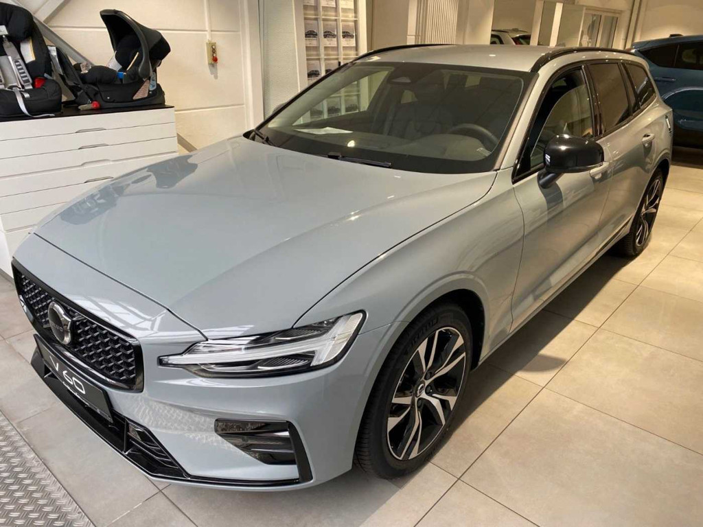 Volvo V60 Plus Dark