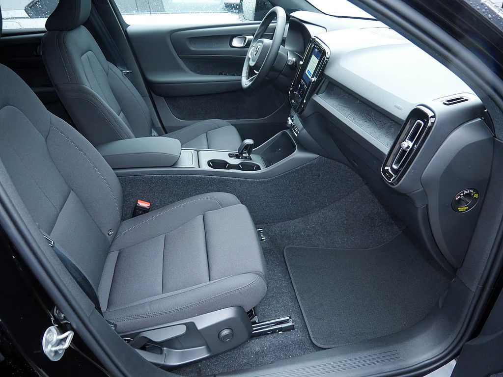 Volvo EX40