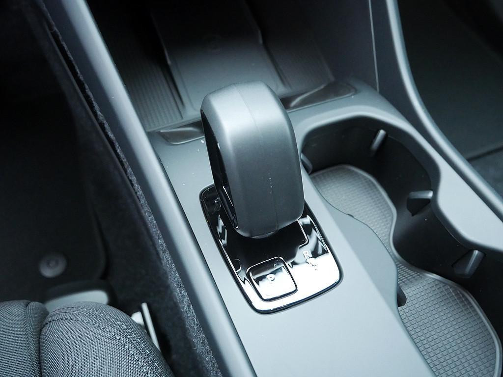 Volvo EX40