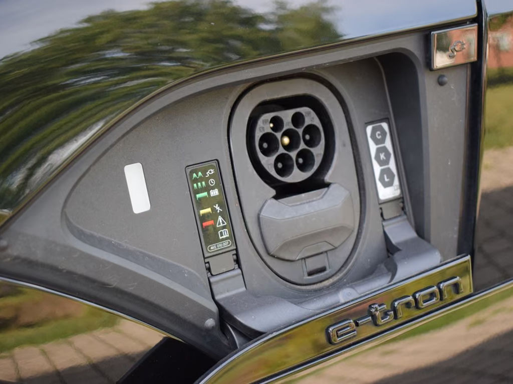 Audi Q8 e-tron