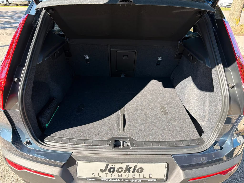 Volvo EX40