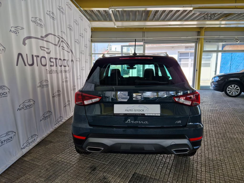 Seat Arona
