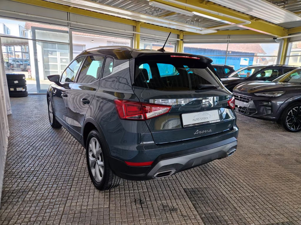 Seat Arona