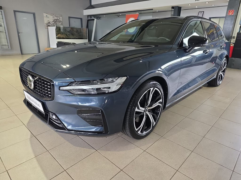 Volvo V60 Plus Dark